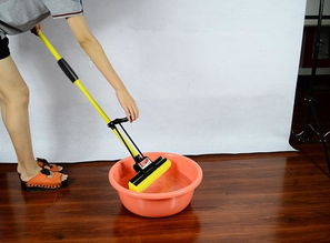 选对工具，养护地板 为何错误的拖把会让你的地板“伤痕累累”？